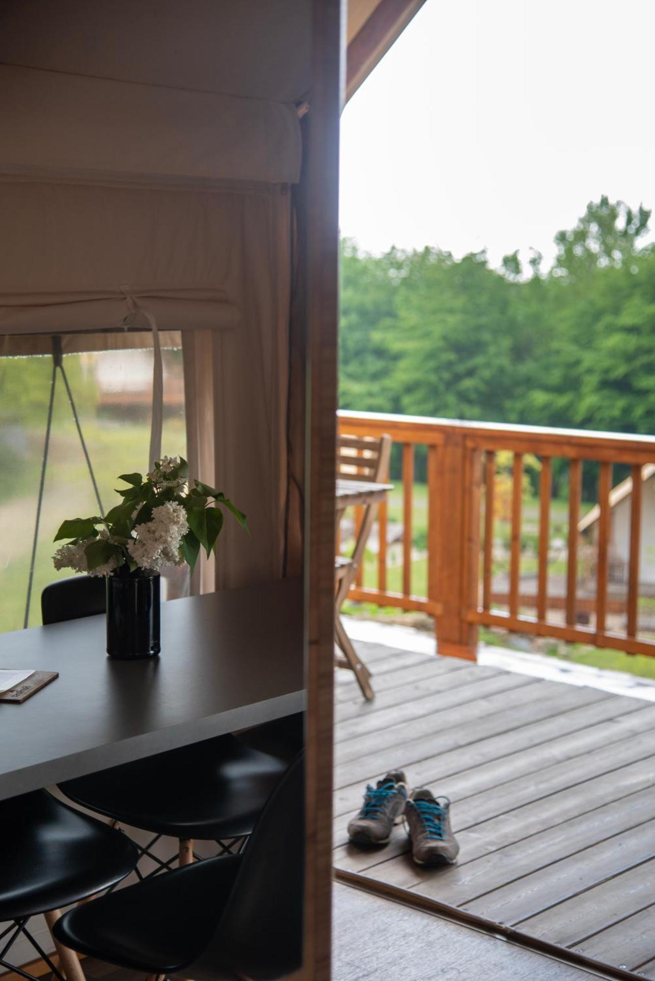 Forrest Glamping Hotel Banska Stiavnica Ngoại thất bức ảnh
