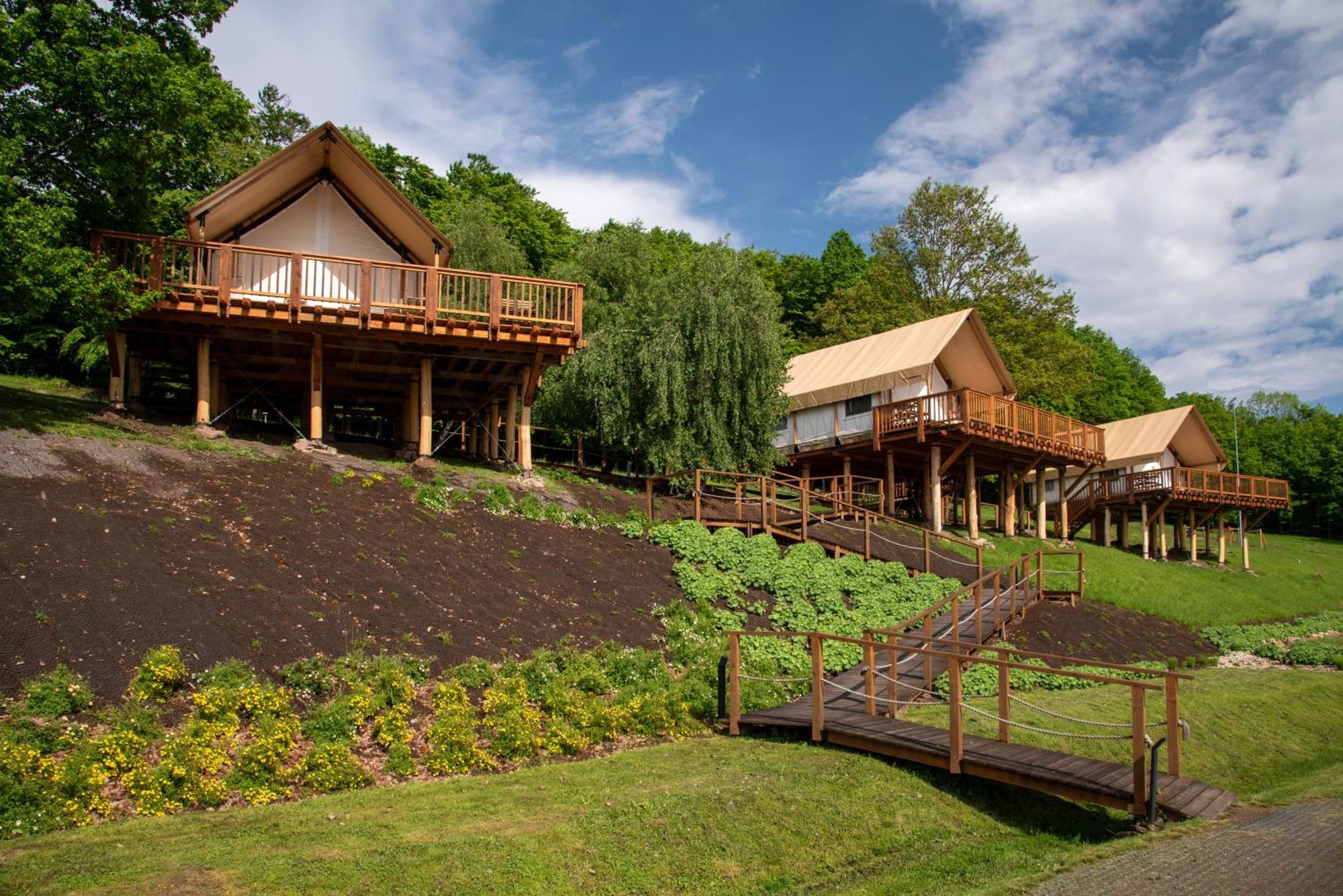 Forrest Glamping Hotel Banska Stiavnica Ngoại thất bức ảnh